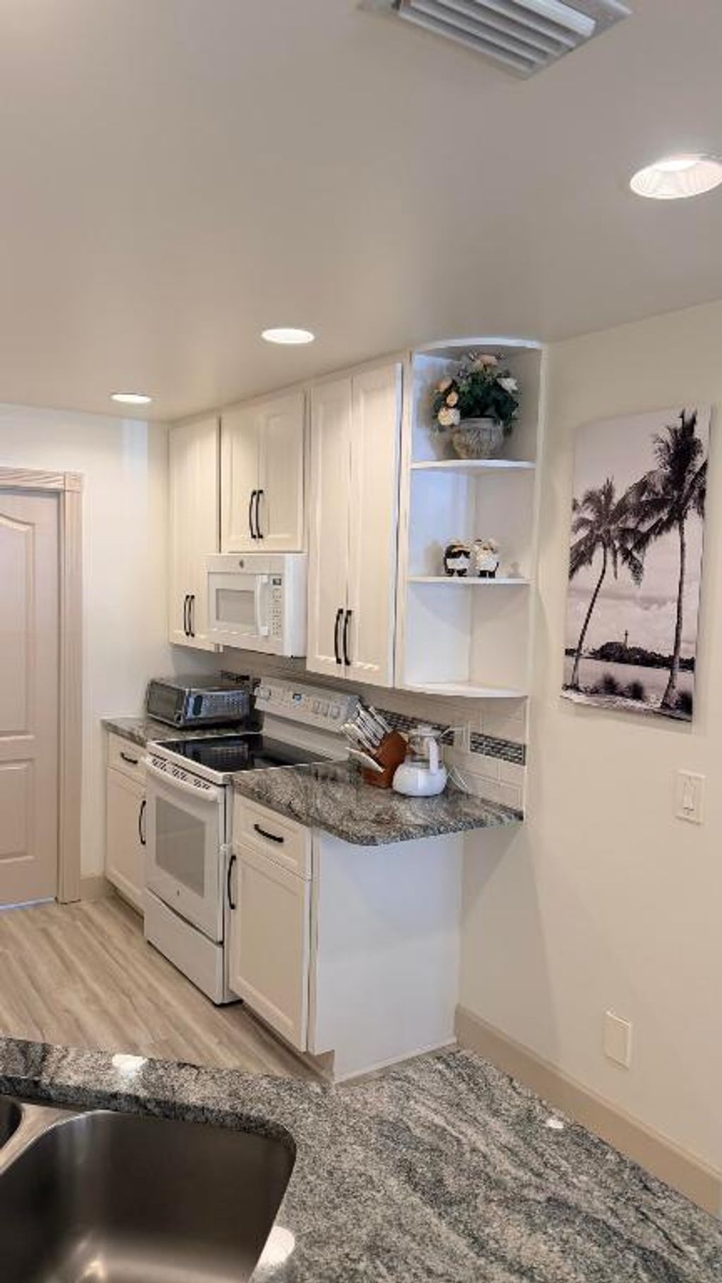 Photo of 112 Wentworth Court, Jupiter, FL 33458 (MLS # R11157260)