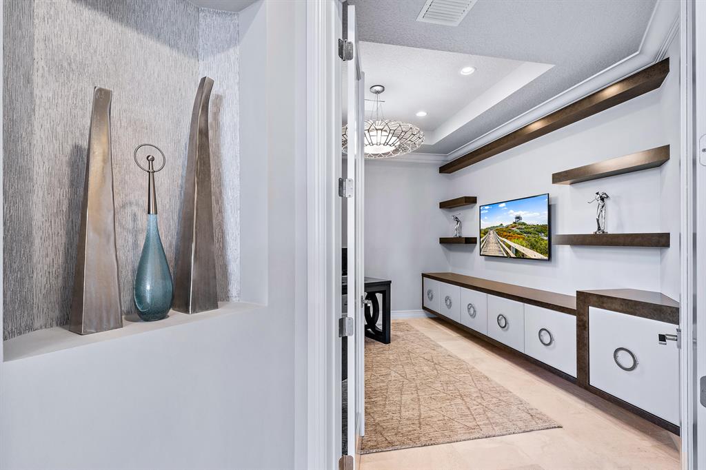 JUPITER COUNTRY CLUB - Residential