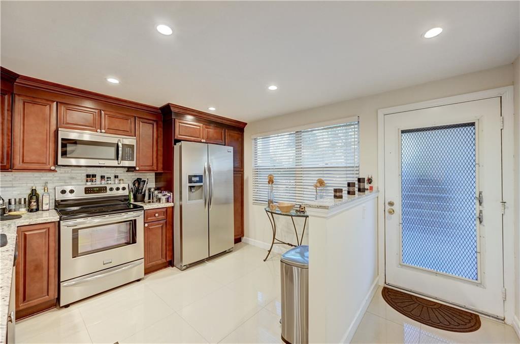 WYNMOOR VILLAGE - Residential