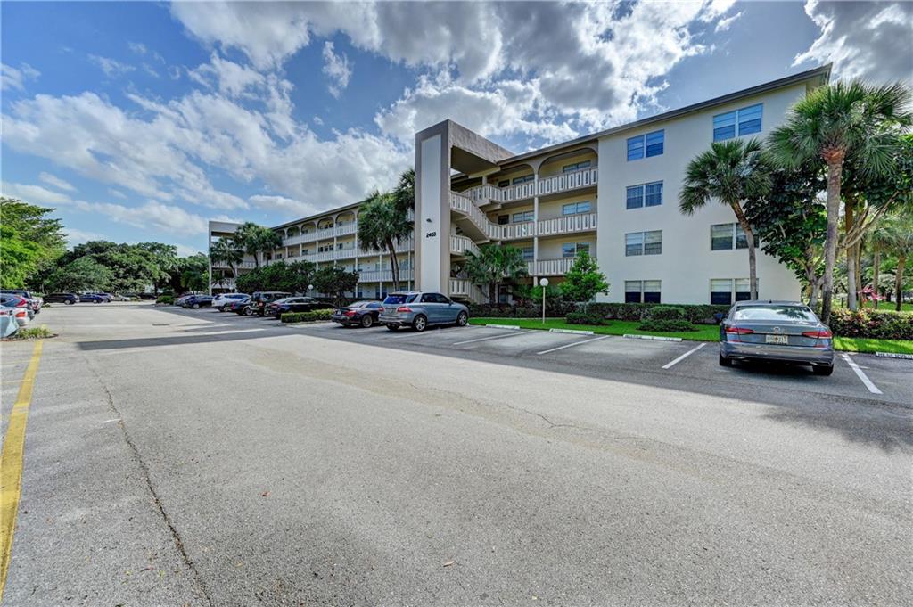 WYNMOOR VILLAGE - Residential