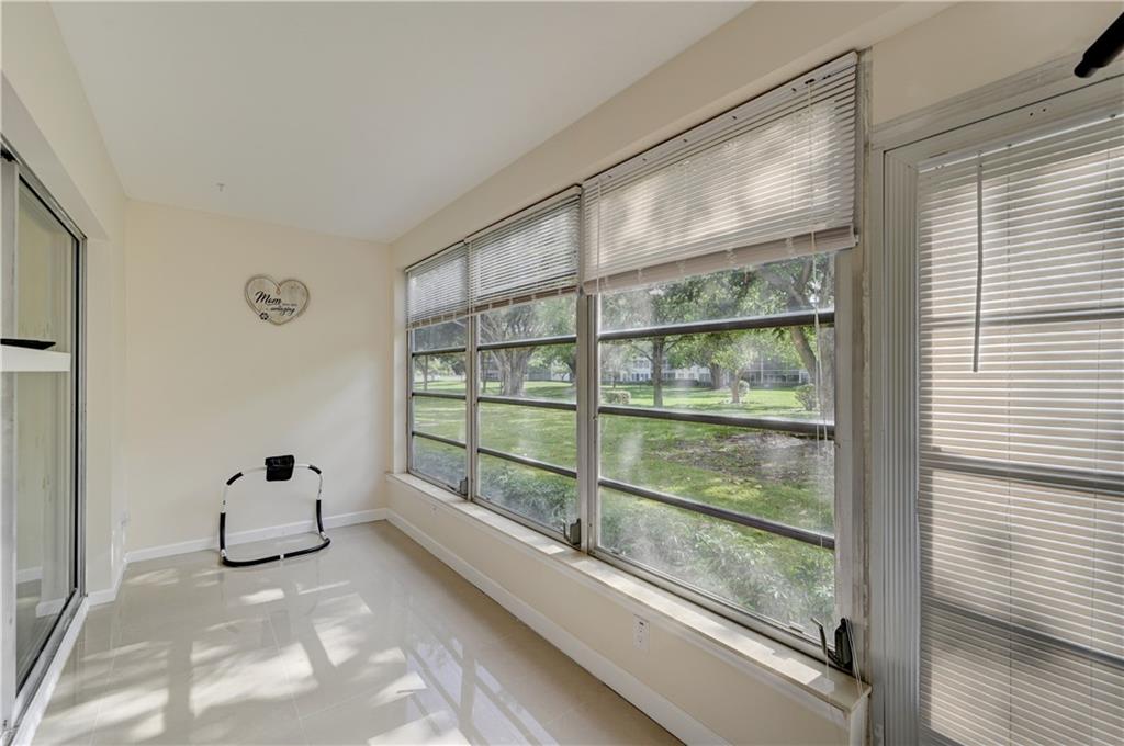 WYNMOOR VILLAGE - Residential