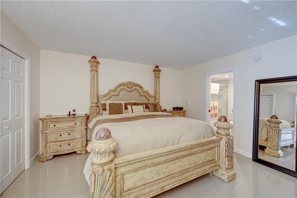 WYNMOOR VILLAGE - Residential