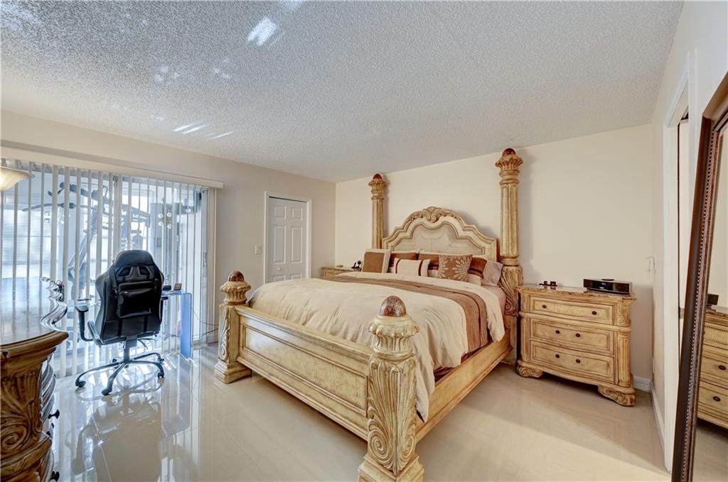 WYNMOOR VILLAGE - Residential