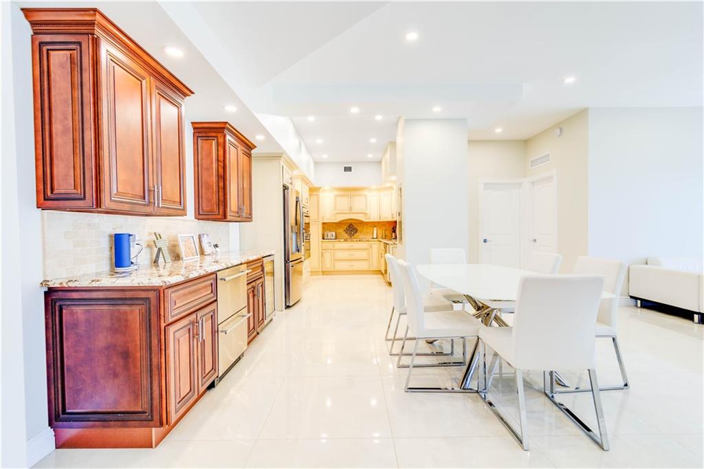 The Galleon Condo - Residential Lease