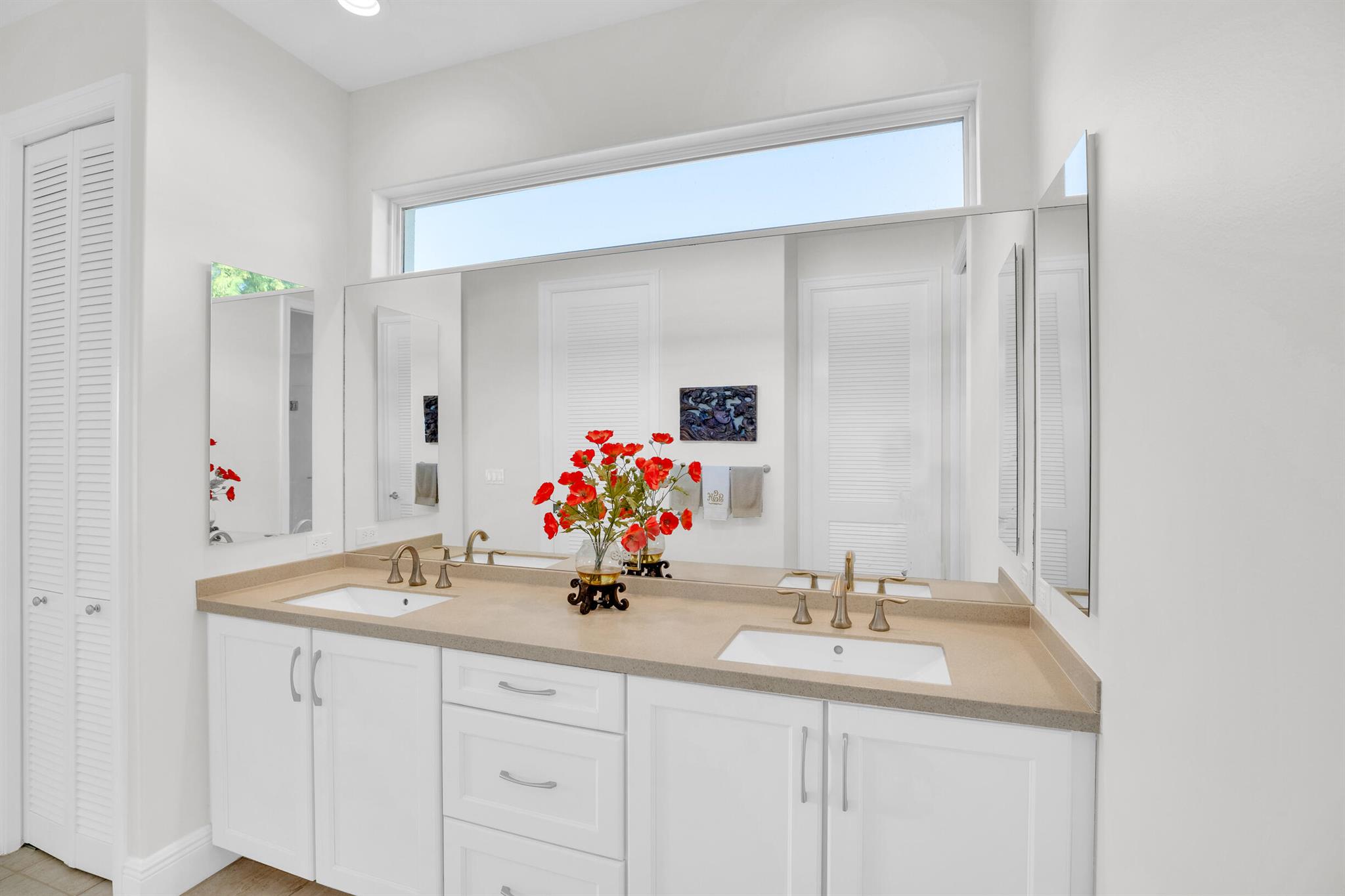 CROSS CREEK LAKE ESTATES - Residential