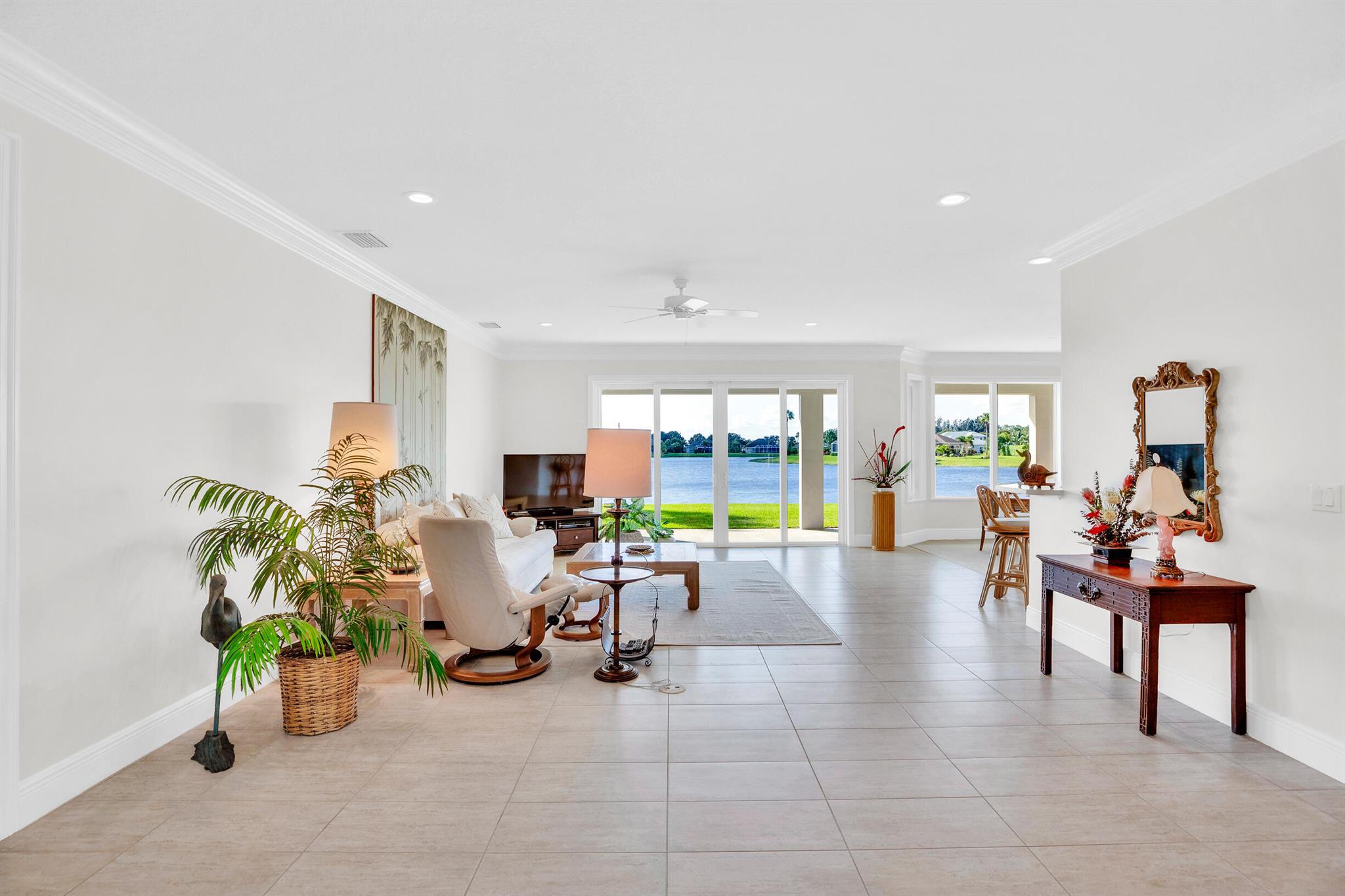 CROSS CREEK LAKE ESTATES - Residential