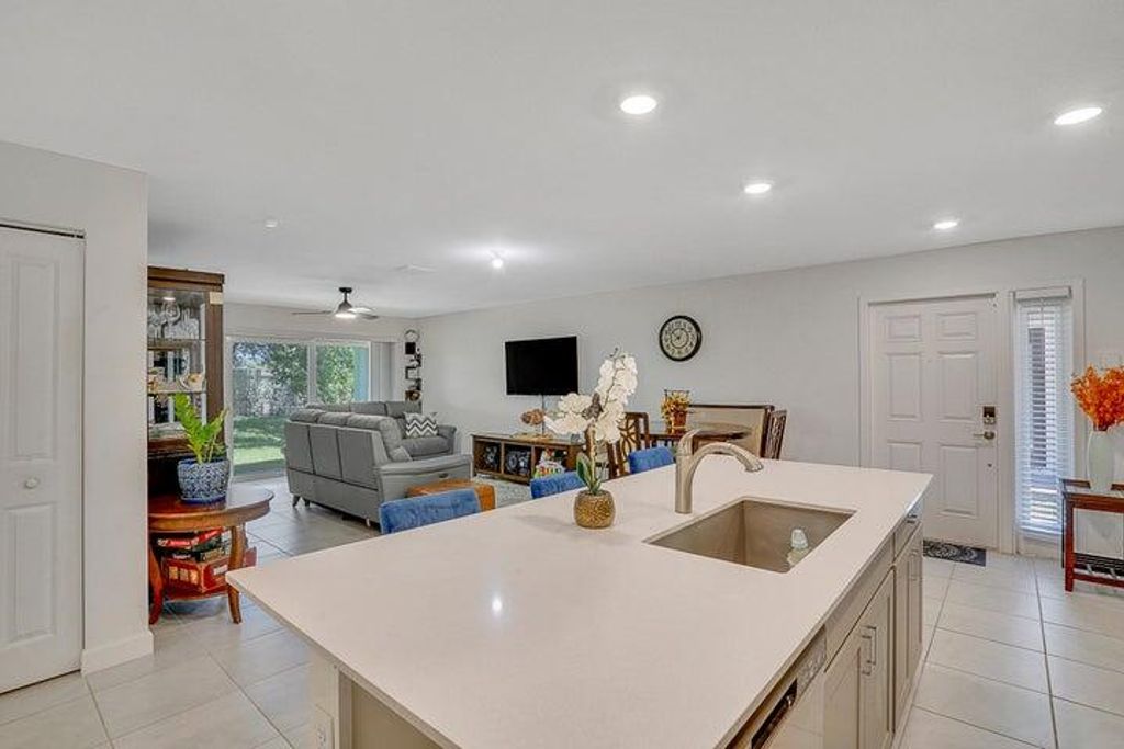 Photo of 6765 Broadwater Lane, Lake Worth, FL 33467 (MLS # R11113624)