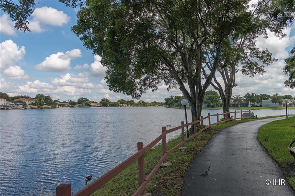 COLONY POINT  3 - Residential