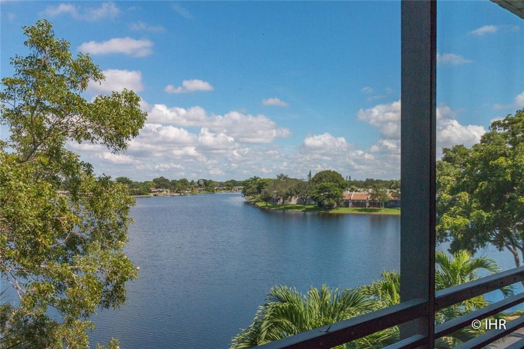 COLONY POINT  3 - Residential