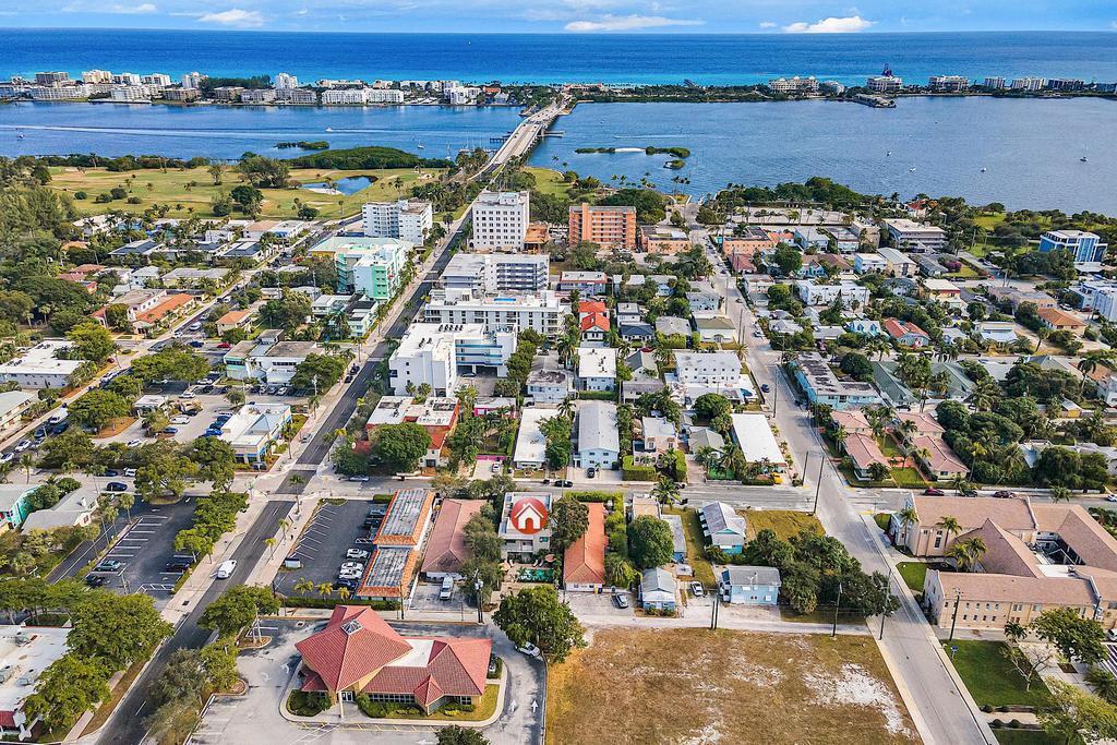 LAKE WORTH TOWN OF - Residential Lease