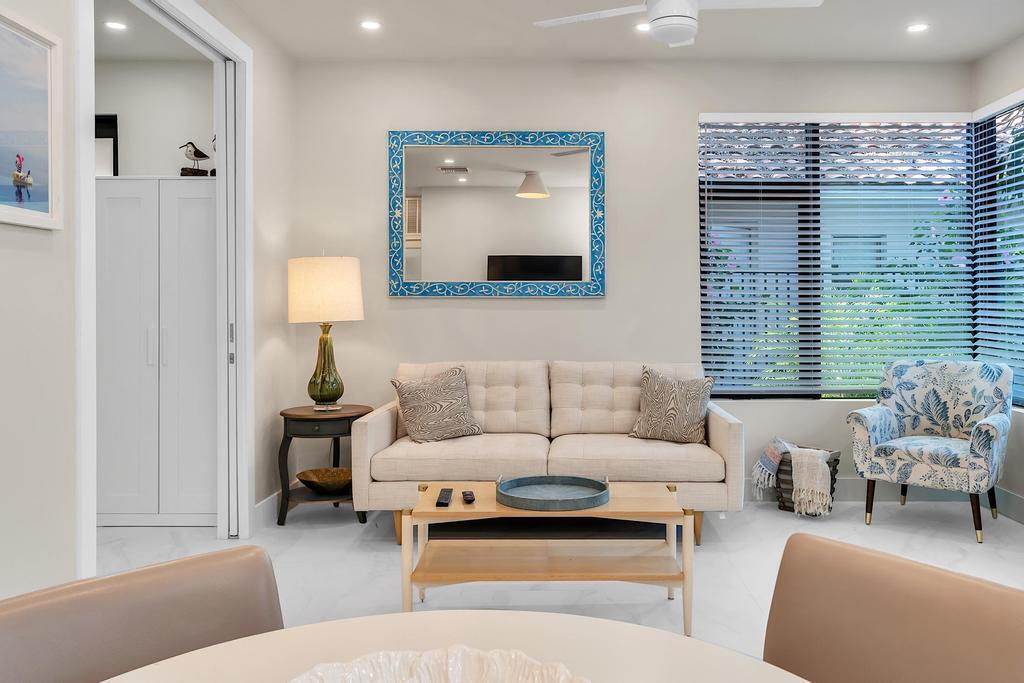 LAKE WORTH TOWN OF - Residential Lease