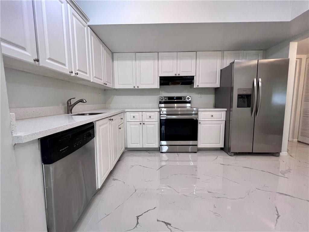 Photo of 701 N Pine Island Road #303, Plantation, FL 33324 (MLS # F10549282)