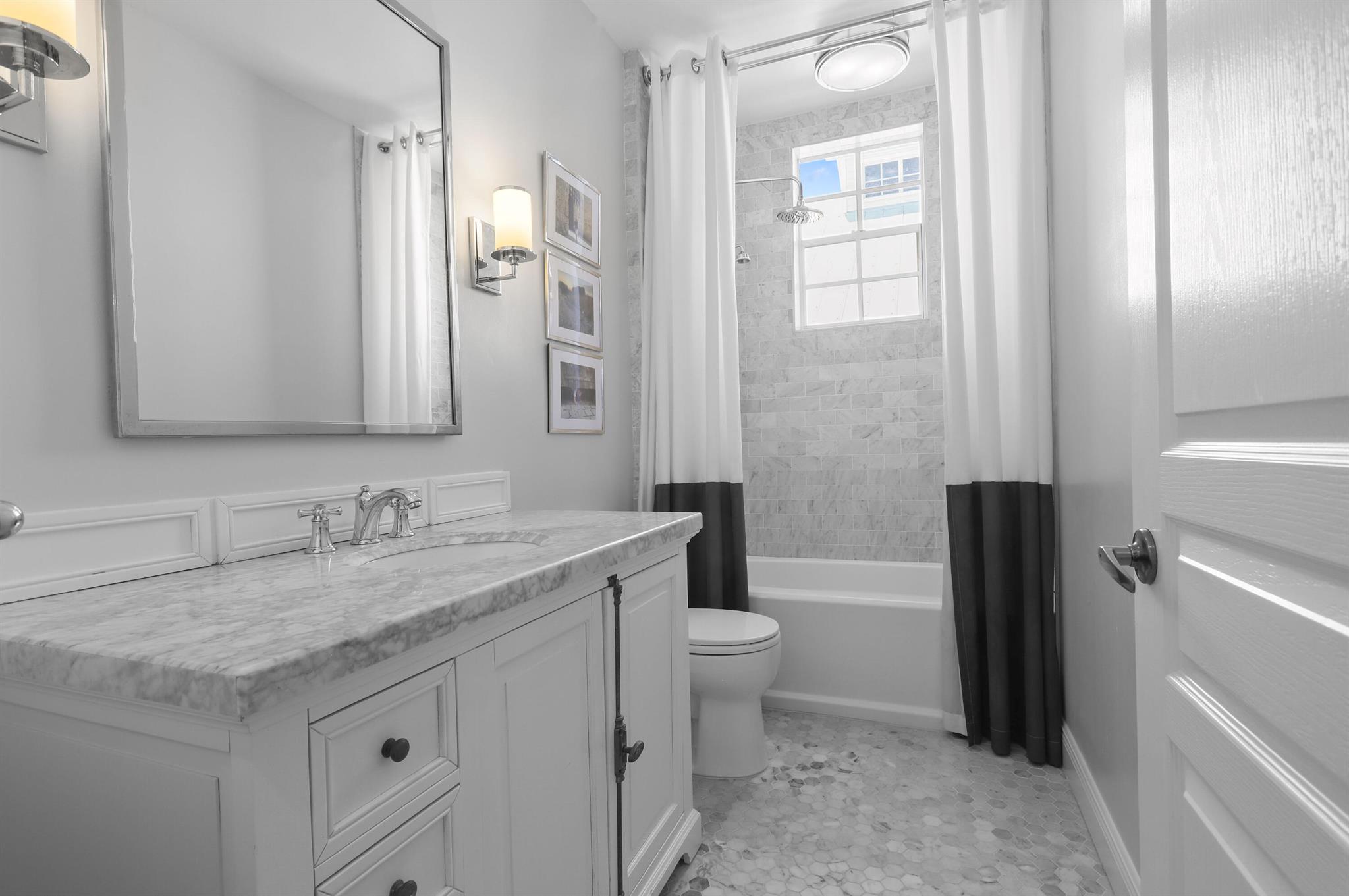 JUPITER KEY - Residential