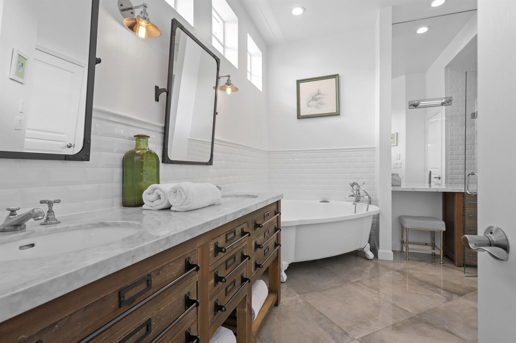 JUPITER KEY - Residential