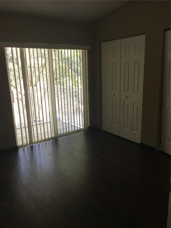 Paradise Cove Twnhms Cond - Residential