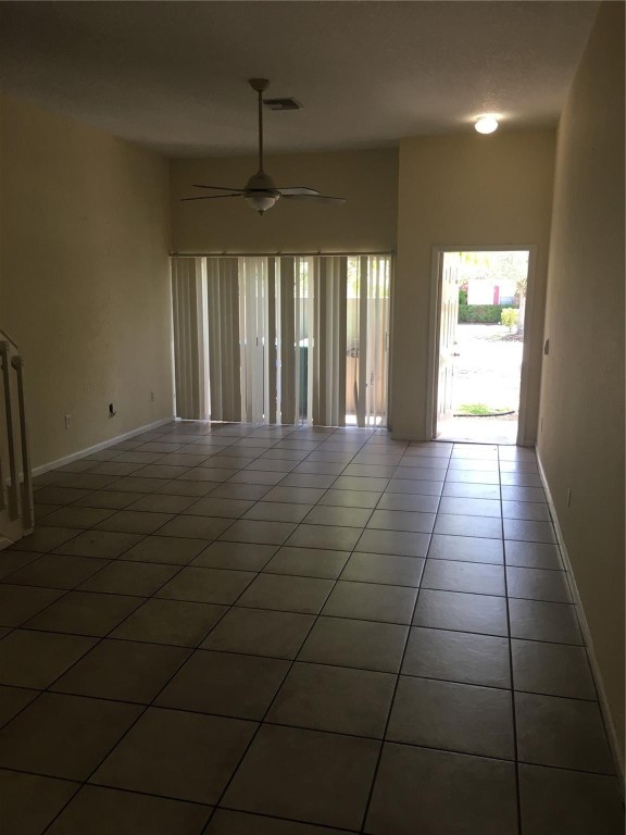 Paradise Cove Twnhms Cond - Residential