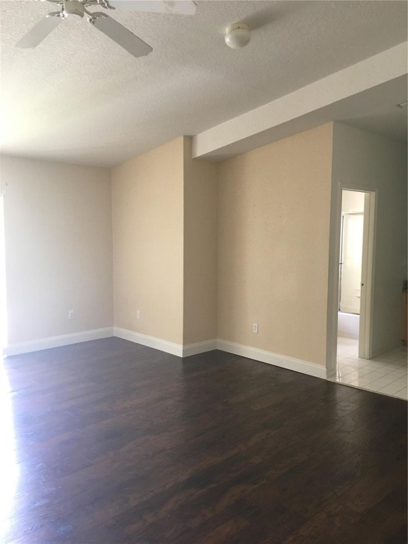 Paradise Cove Twnhms Cond - Residential