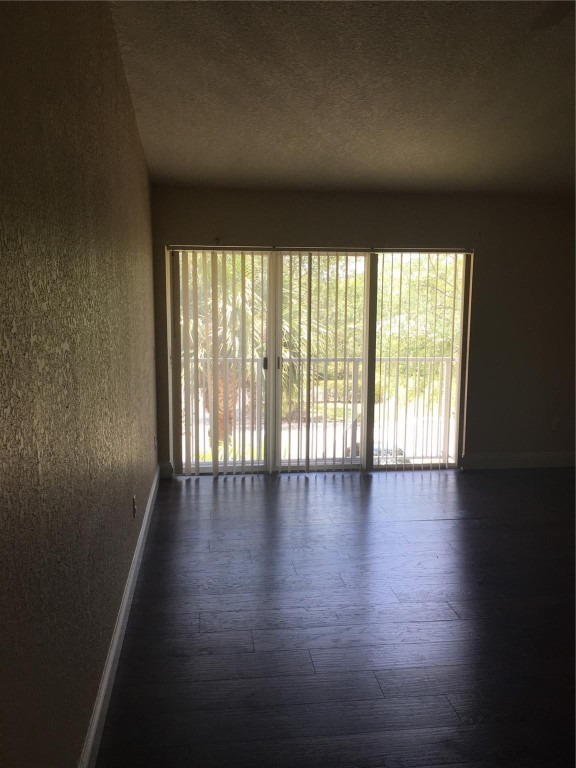 Paradise Cove Twnhms Cond - Residential