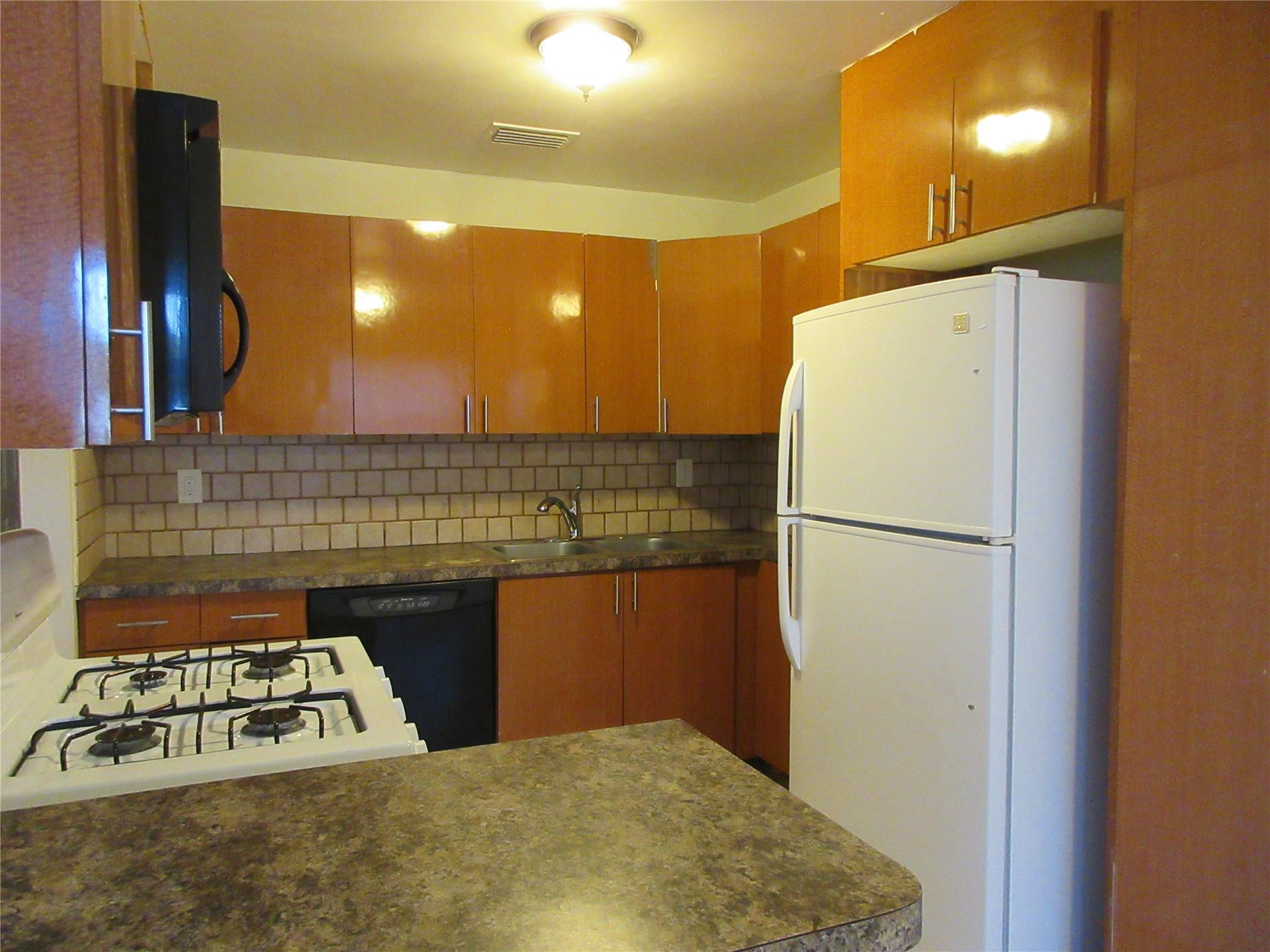 Federal Gardens 02 - Residential