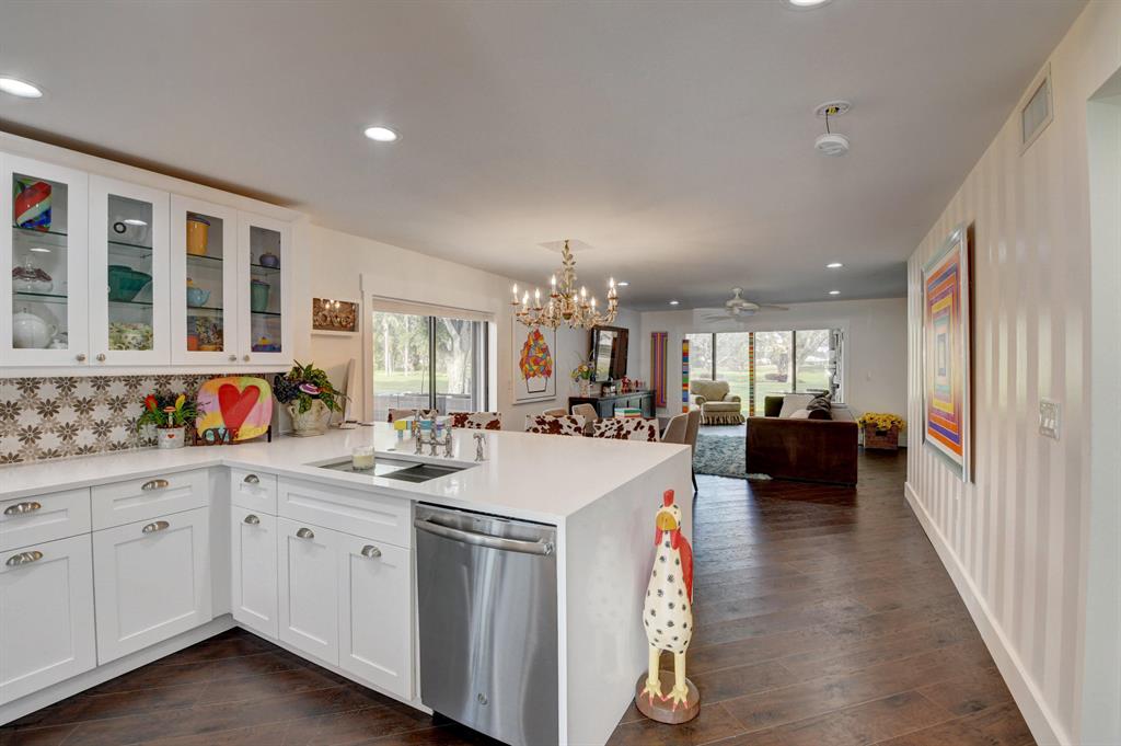 STRATFORD AT HUNTERS RUN CONDO - Residential