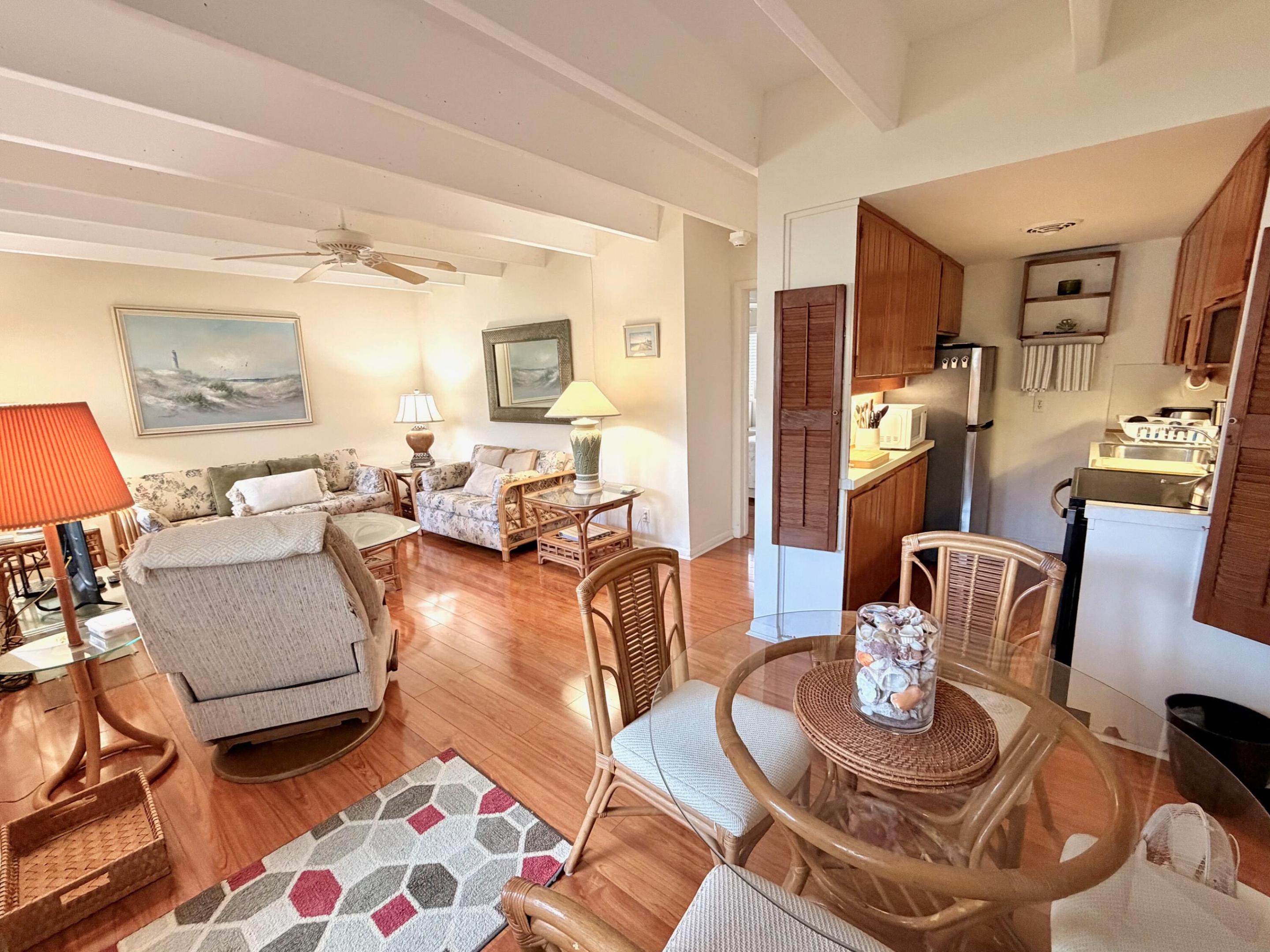 SOUTH PALM RESIDENCE INC - Residential Lease