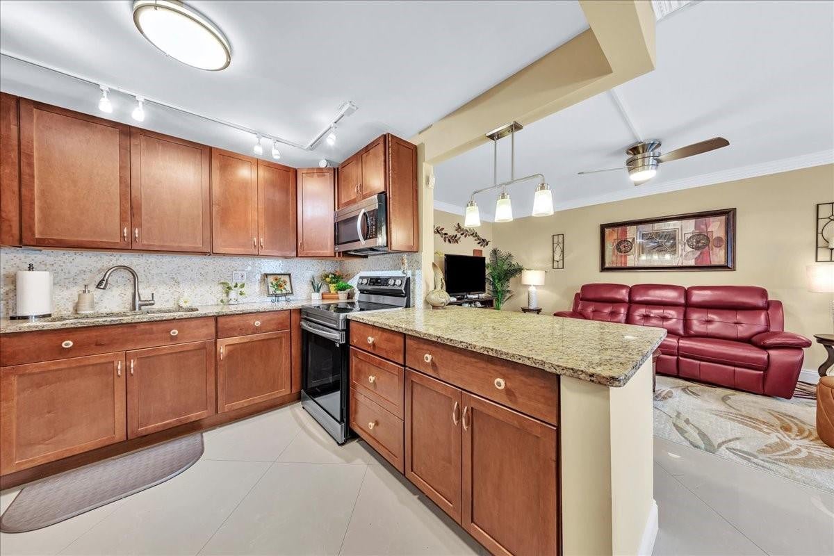 2047 WOLVERTON C