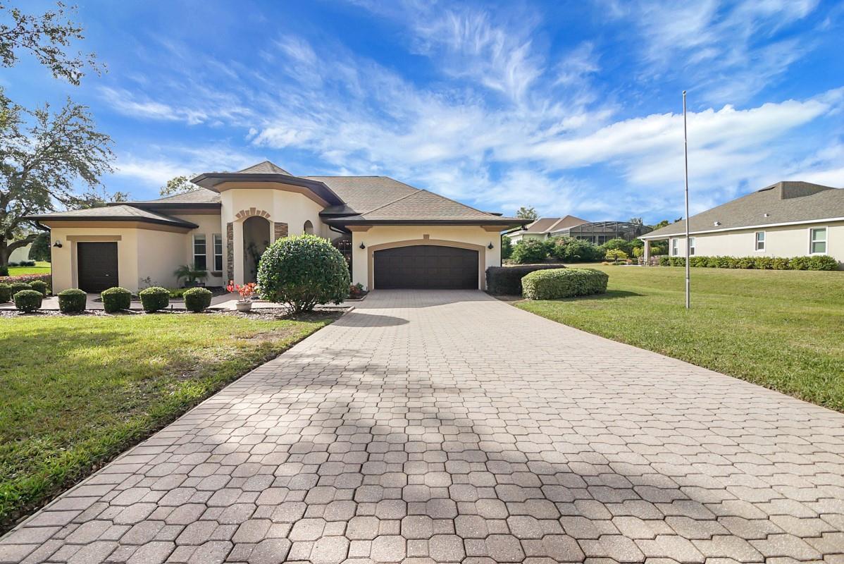 39121 Treeline Dr