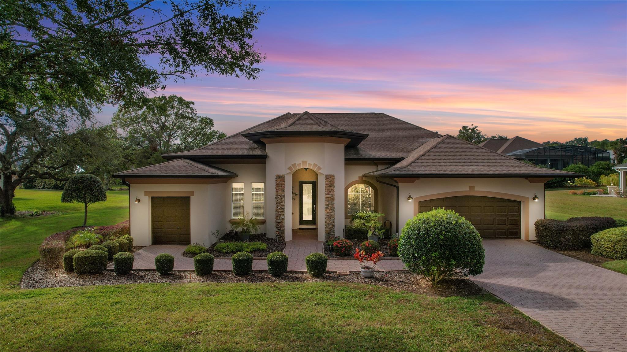 39121 Treeline Dr