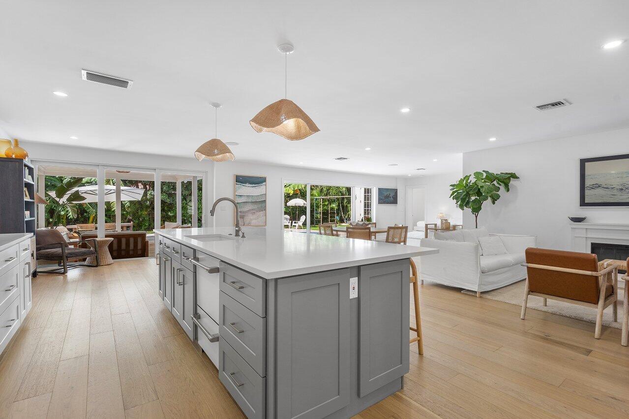 S/D OF 8-46-43 - Residential