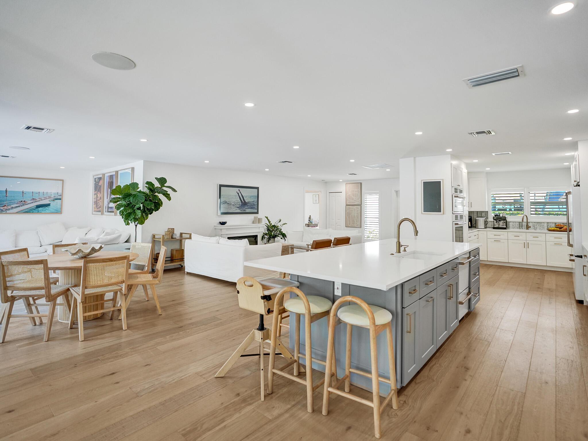 S/D OF 8-46-43 - Residential