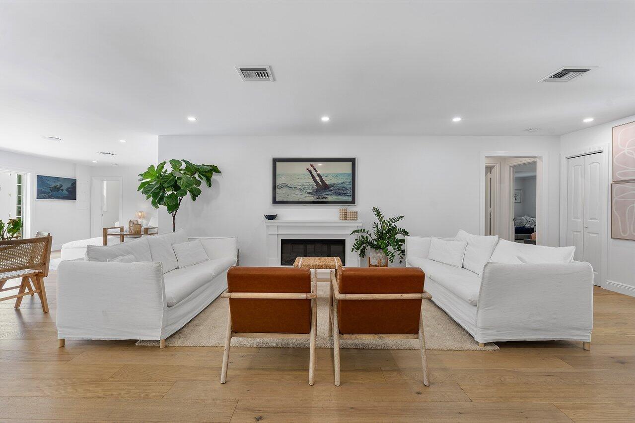 S/D OF 8-46-43 - Residential