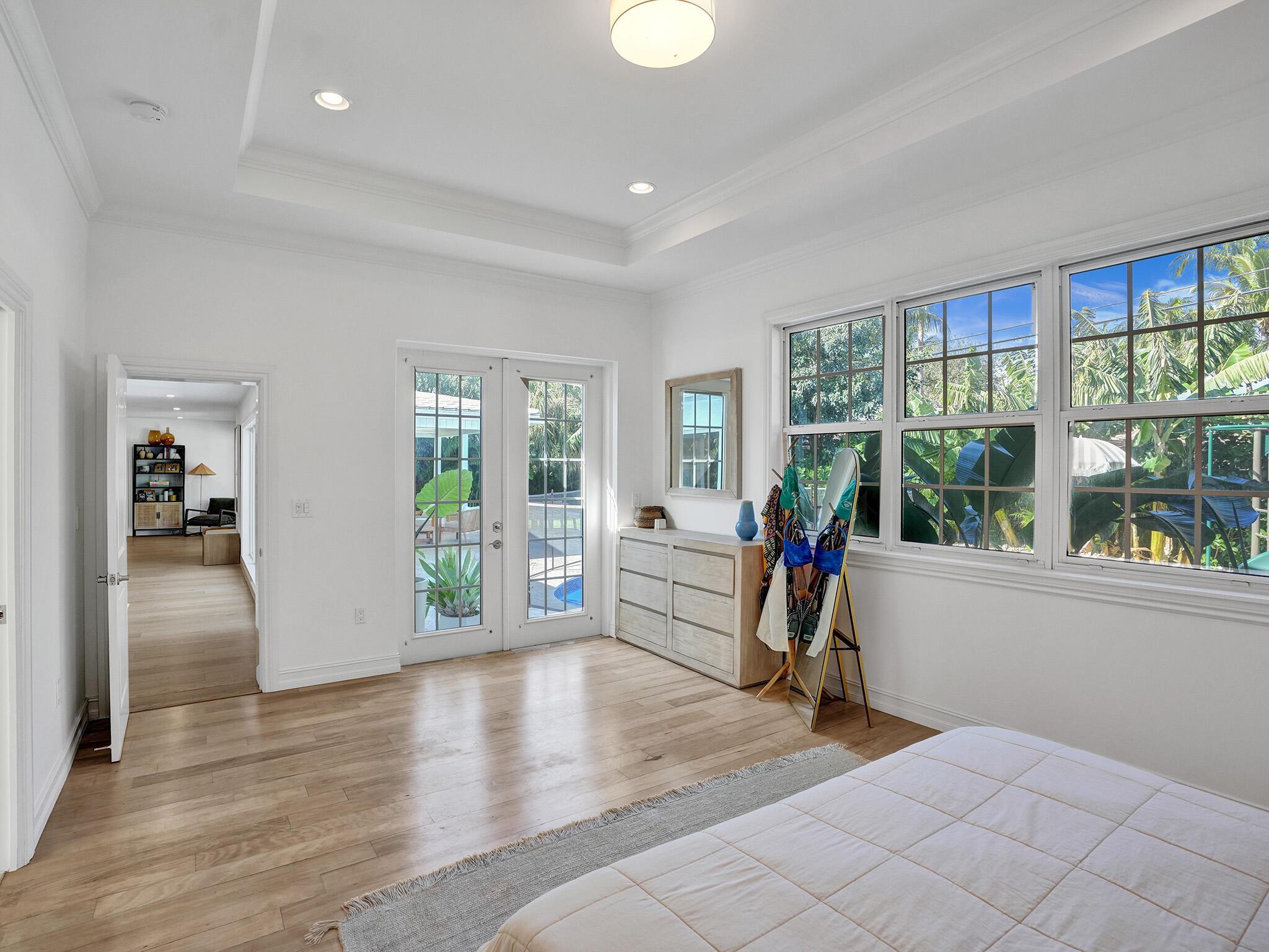 S/D OF 8-46-43 - Residential