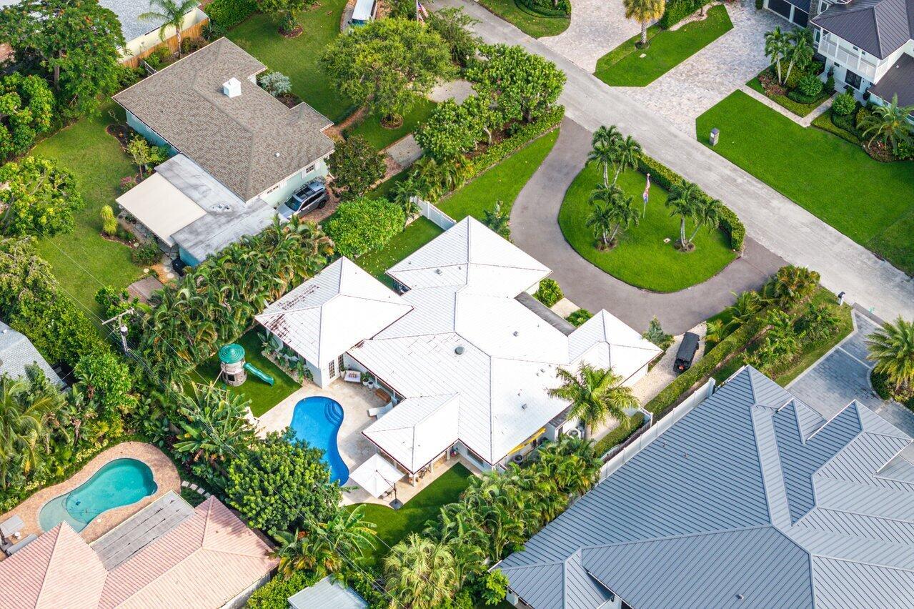 S/D OF 8-46-43 - Residential