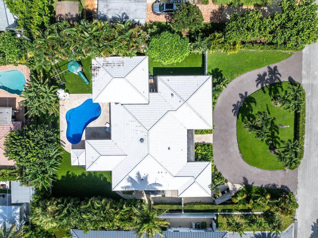 S/D OF 8-46-43 - Residential