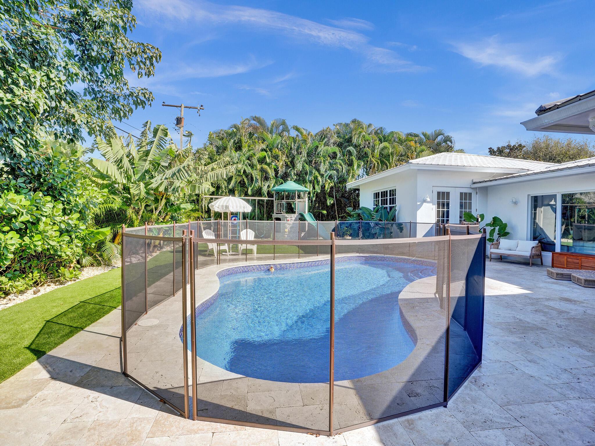 S/D OF 8-46-43 - Residential