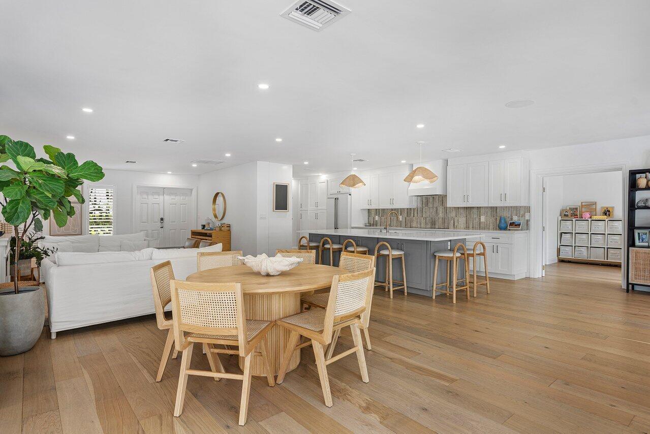 S/D OF 8-46-43 - Residential