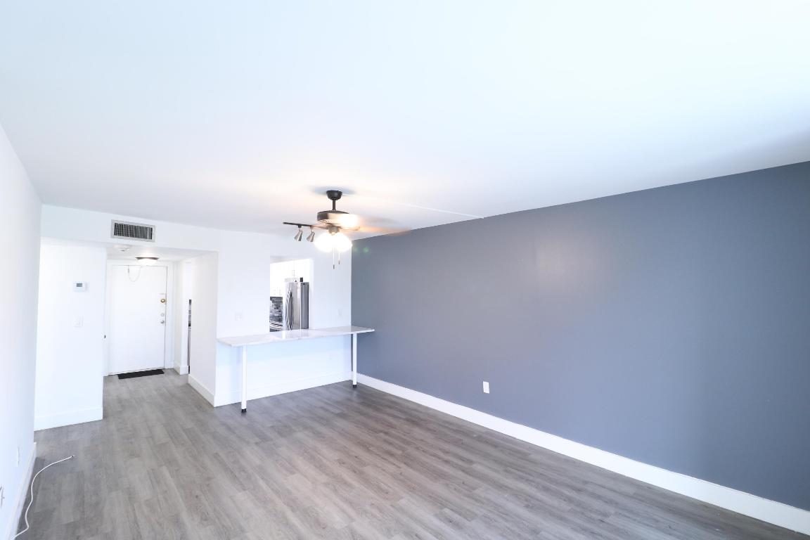 SUNRISE LAKES 63 CONDO - Residential