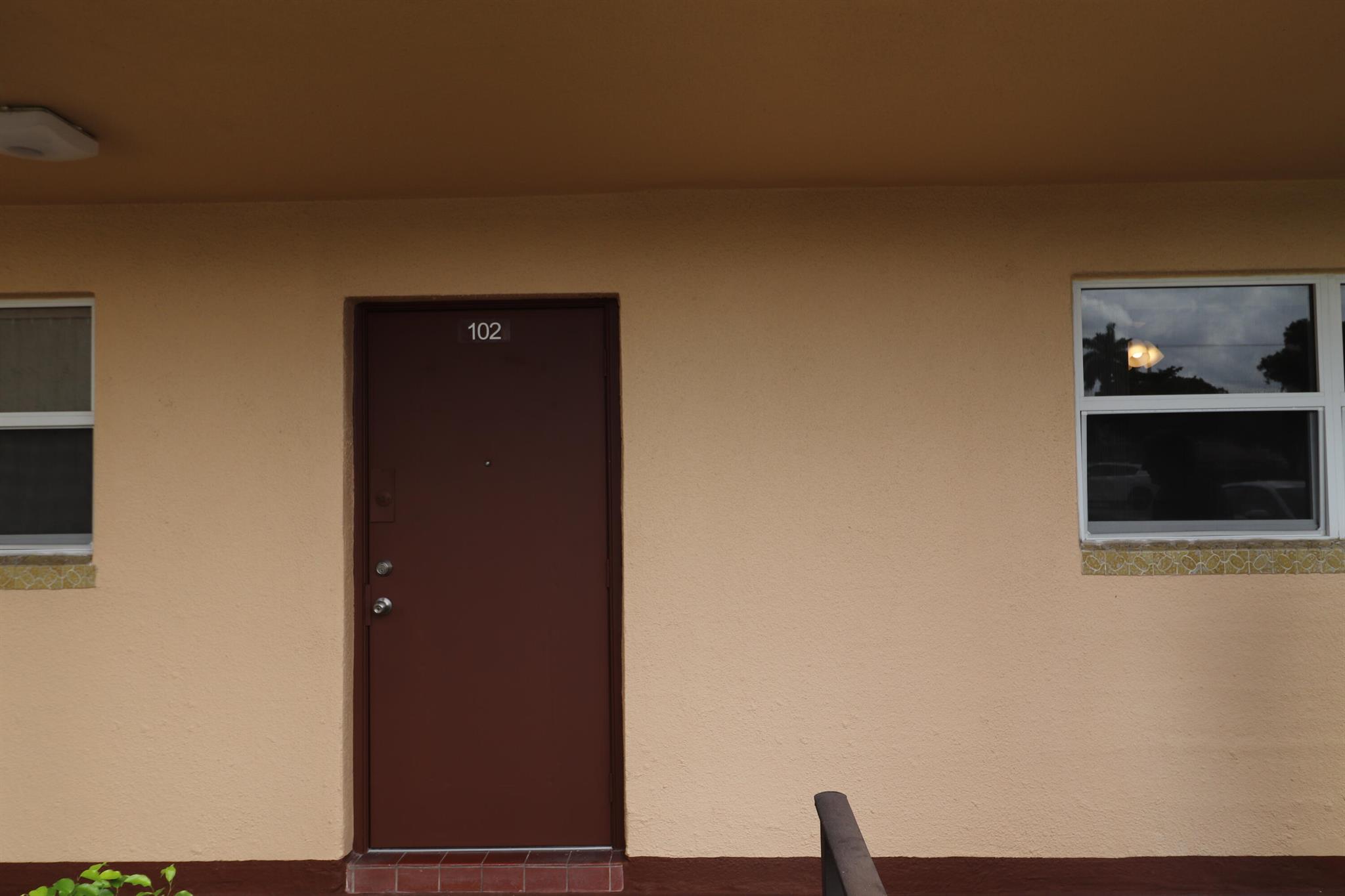 SUNRISE LAKES 63 CONDO - Residential