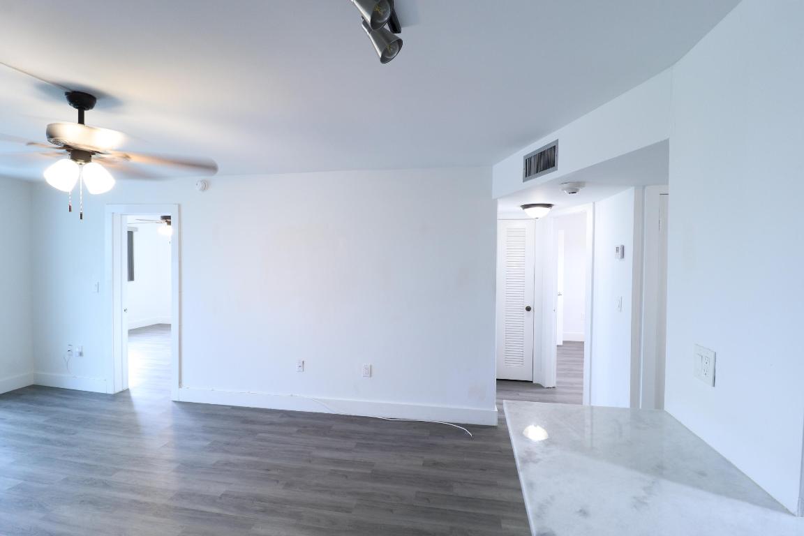 SUNRISE LAKES 63 CONDO - Residential