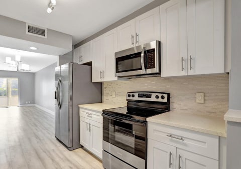Tiny photo for 1704 Andros Isle #E-1, Coconut Creek, FL 33066 (MLS # B26025272)