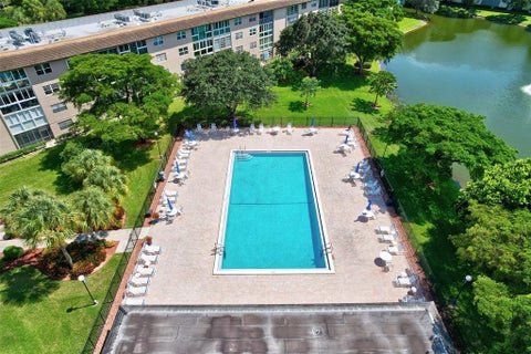 Tiny photo for 1704 Andros Isle #E-1, Coconut Creek, FL 33066 (MLS # B26025272)