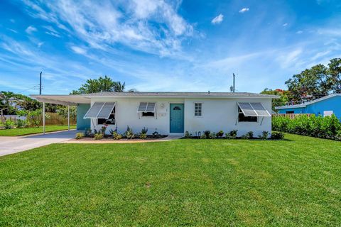 713 Gumtree Road North Palm Beach FL 33408