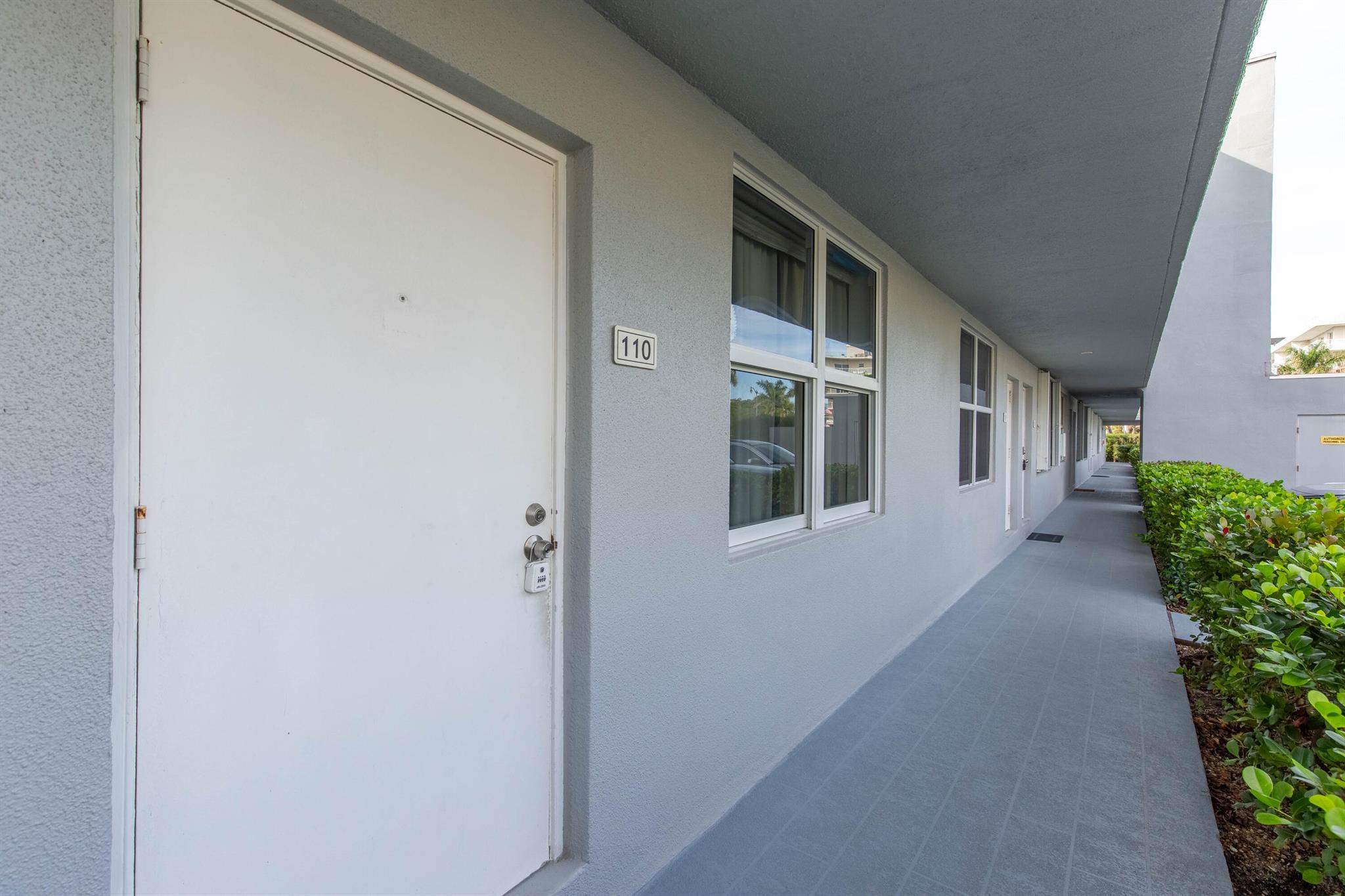 2565 S Ocean Boulevard 1100