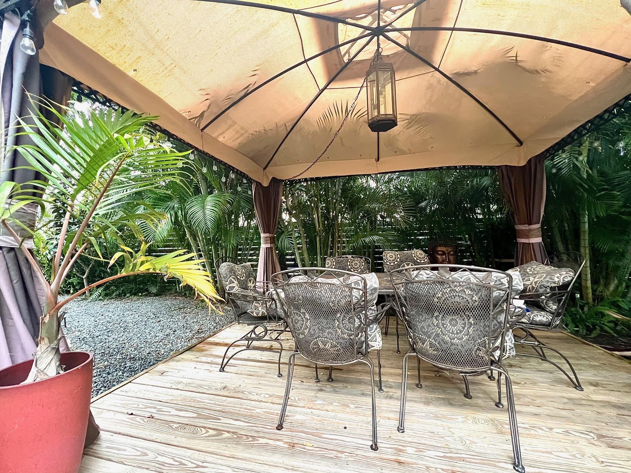 Tropical Manors 33-31 B - Residential