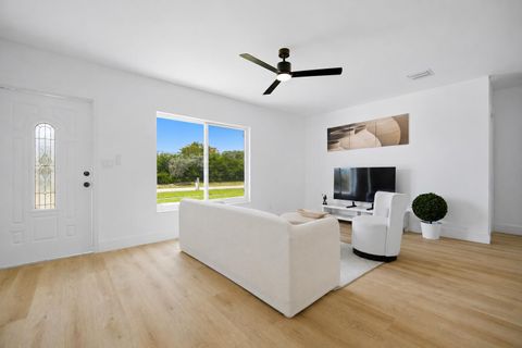 Tiny photo for 310 NW 4th Avenue, Deerfield Beach, FL 33441 (MLS # B26027191)