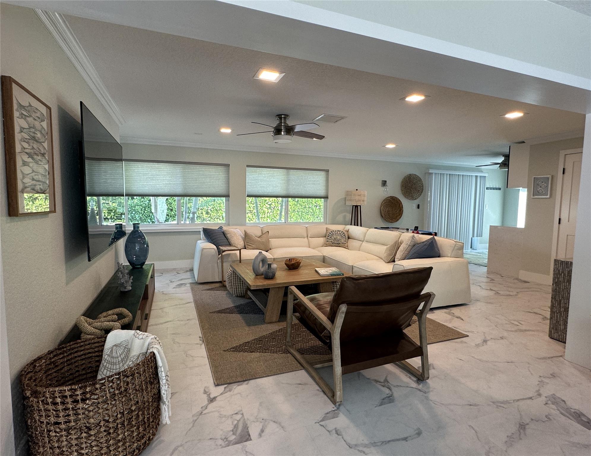 Bel-Air Isle 40-43 B - Residential Lease