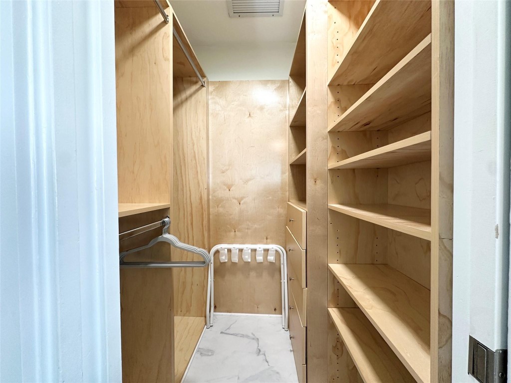 Bel-Air Isle 40-43 B - Residential Lease