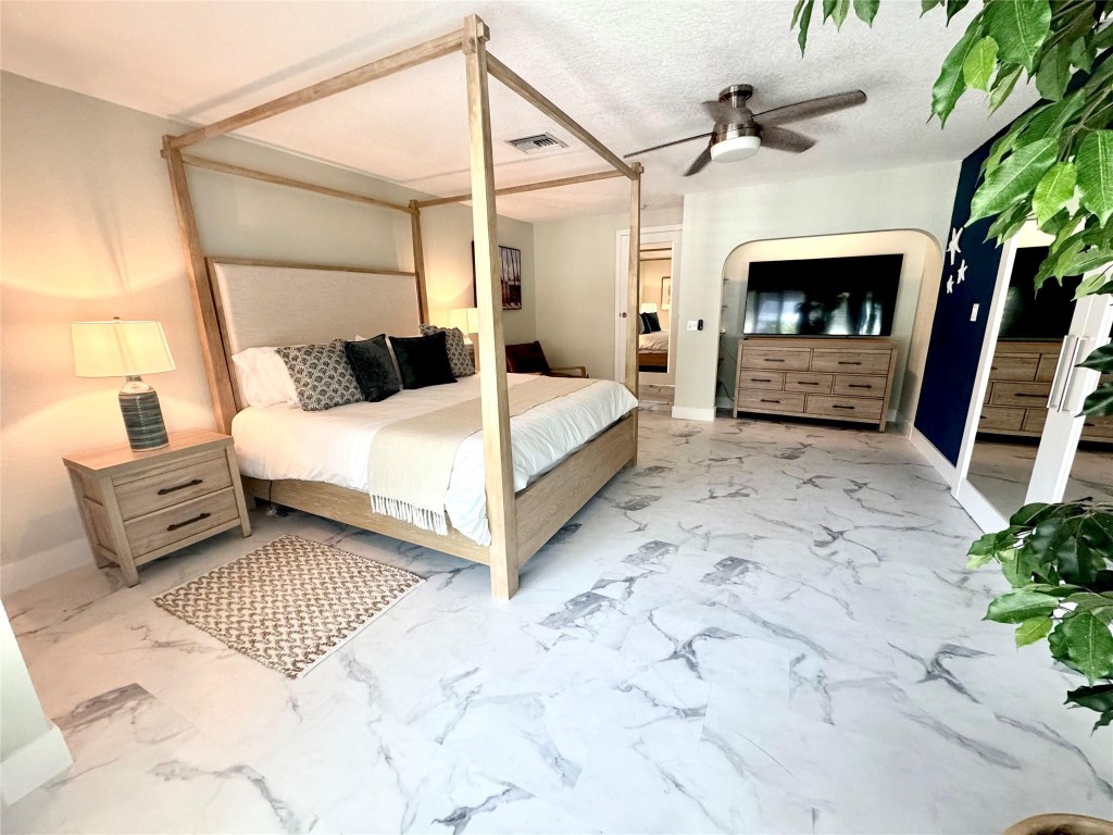 Bel-Air Isle 40-43 B - Residential Lease