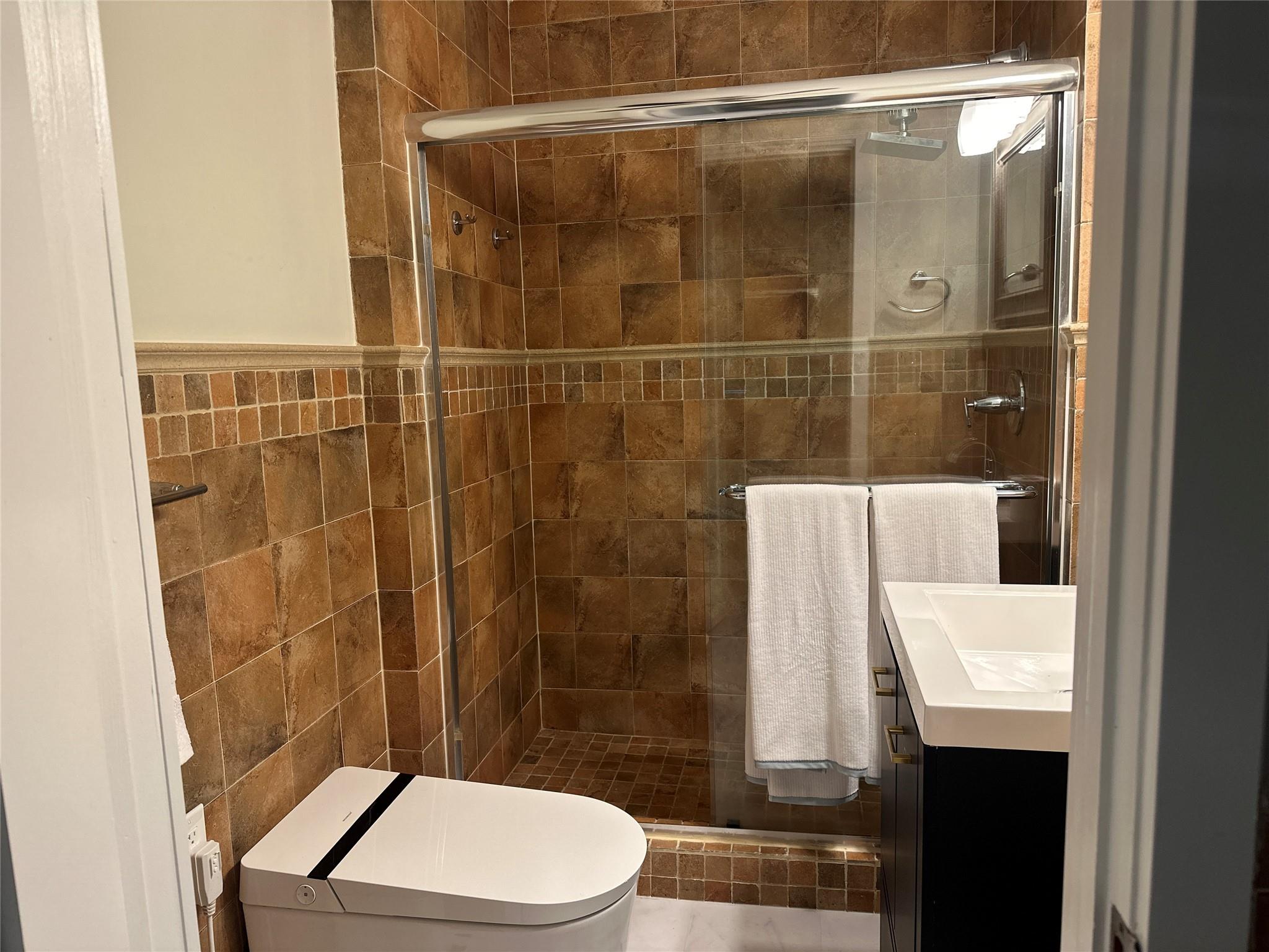 Bel-Air Isle 40-43 B - Residential Lease