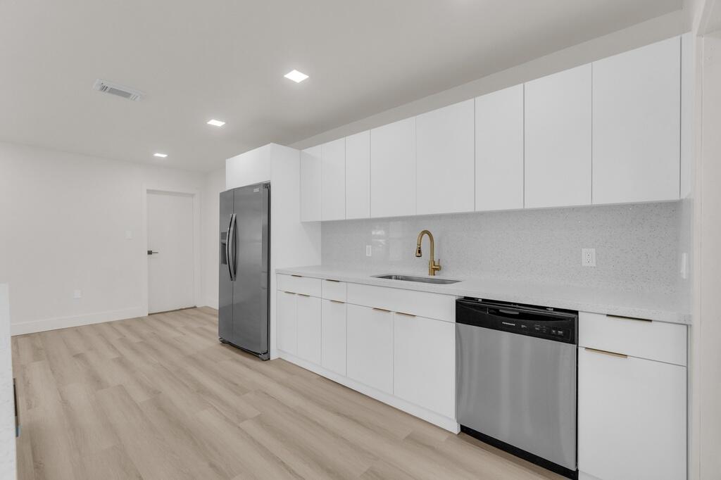 SUNRISE GOLF VILLAGE - Residential